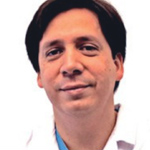 Dr. David González
